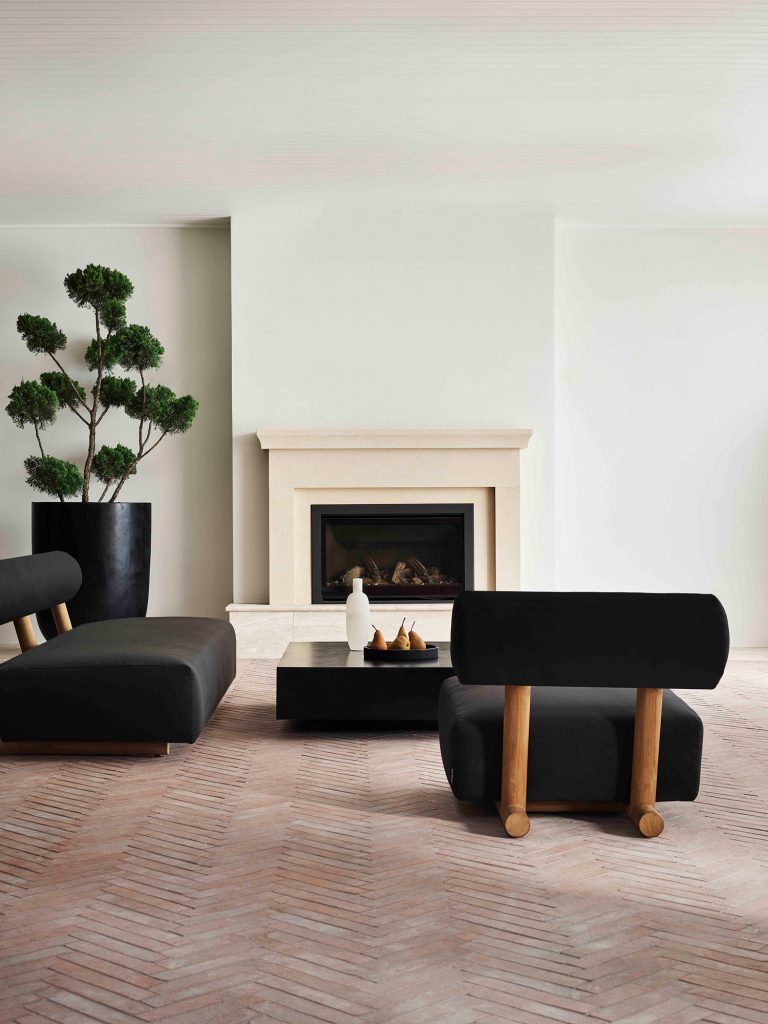 These outdoor furniture pieces evoke modern design for an alfresco lifestyle