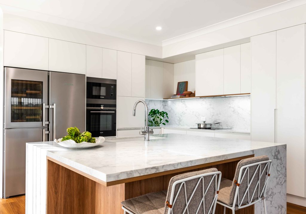 Design & Co - kitchen - island and breakfast area