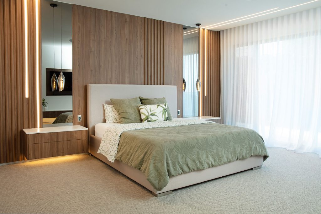 Di henshall - interior - master bedroom