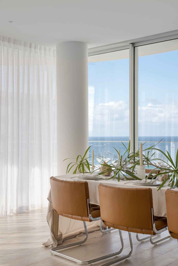 DOMO - Beach House - interior - dining area
