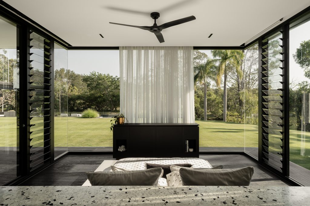 Blackwood-Doonan-Modern-Contemporary-Home-Master-bedroom
