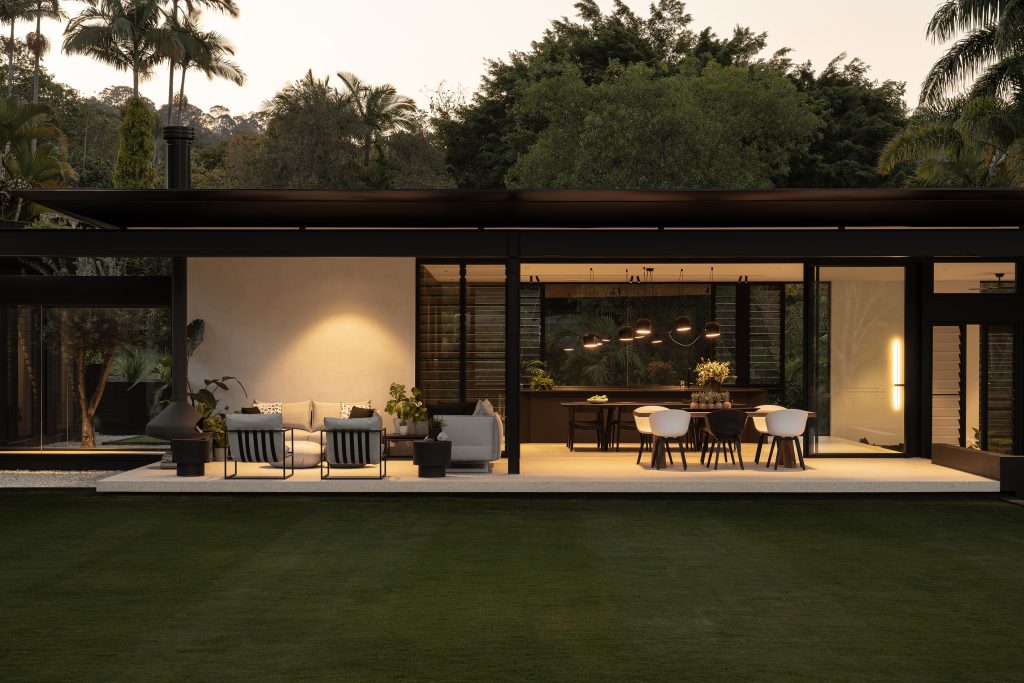 Blackwood-Doonan-Modern-Contemporary-Home-alfresco