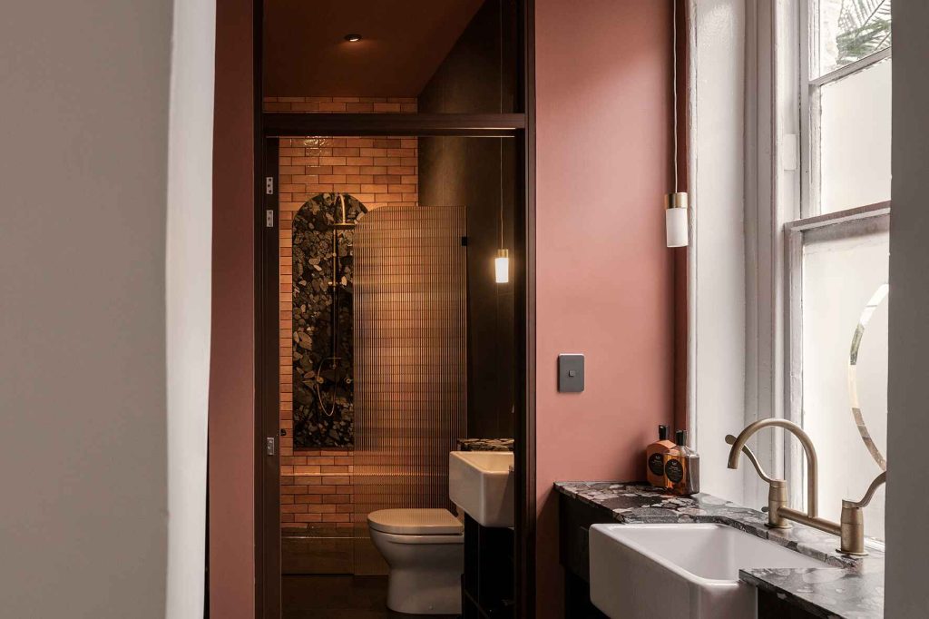 Miss Midgley's - bathroom and vanity