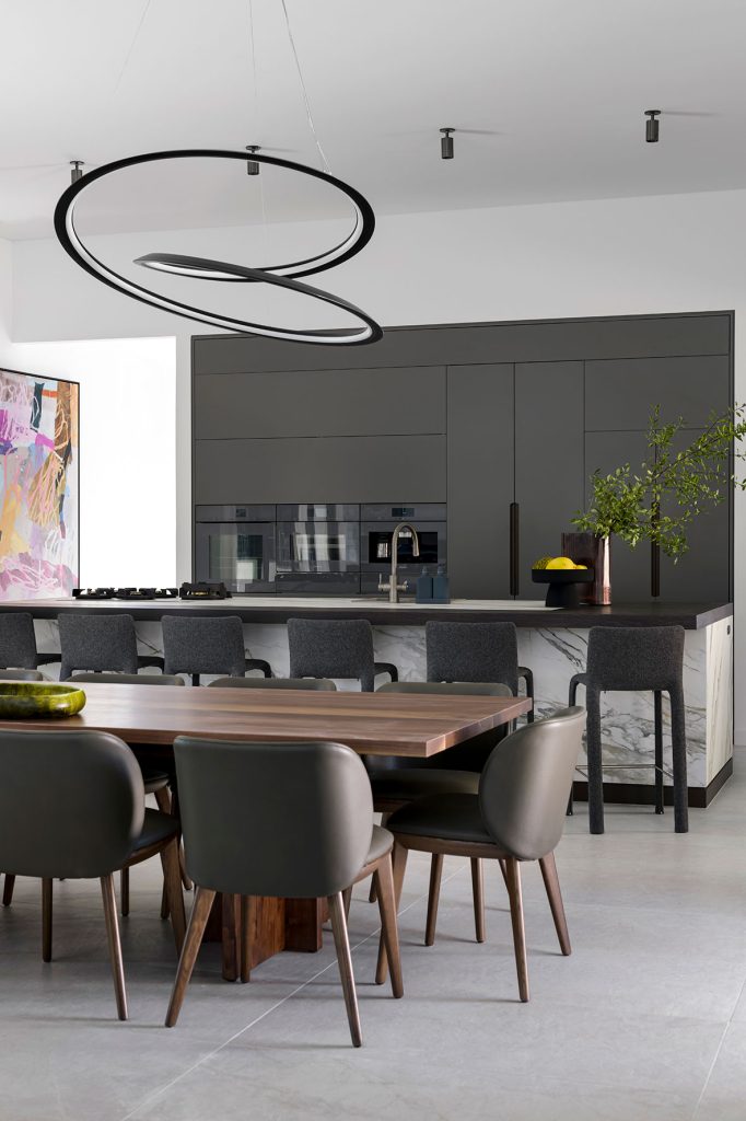 Studio James Interiors - dining and kitchen area
