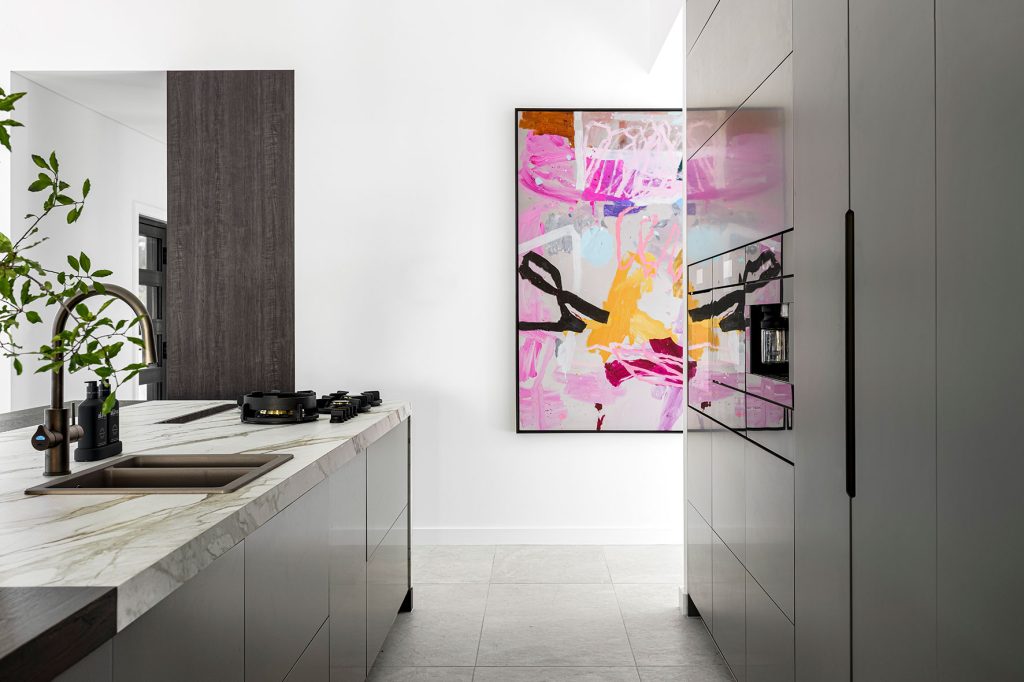 Studio James Interiors - kitchen island and cabinets