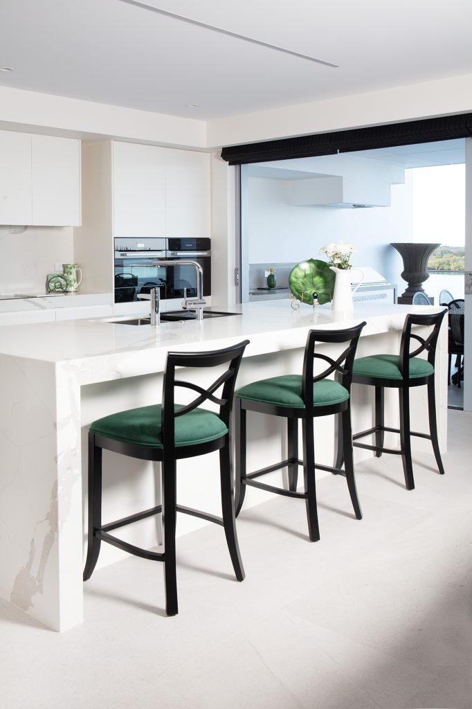 Xavier - interior - kitchen - breakfast area